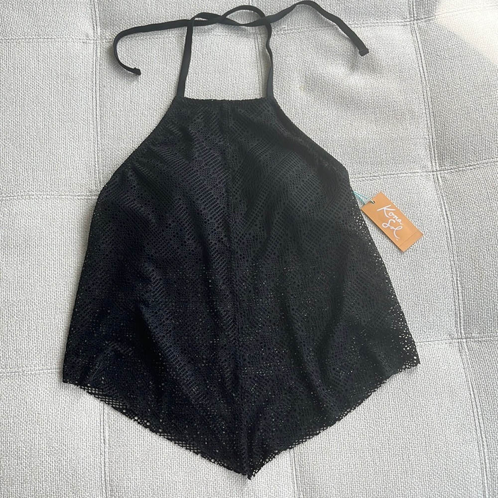 NWT Kona Sol. Black Halter Top. S.